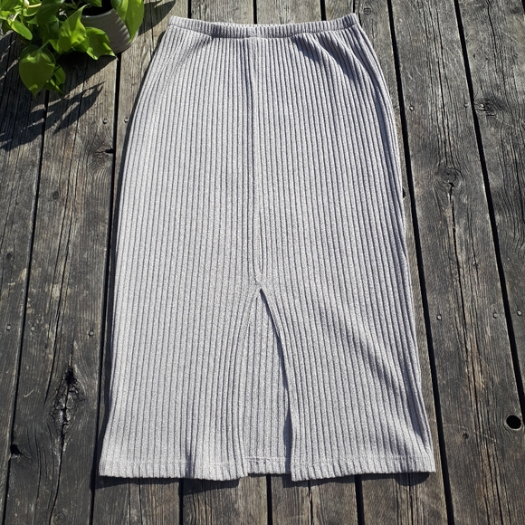 Vintage tan skirt with gold sparkle - Picture 6 of 11